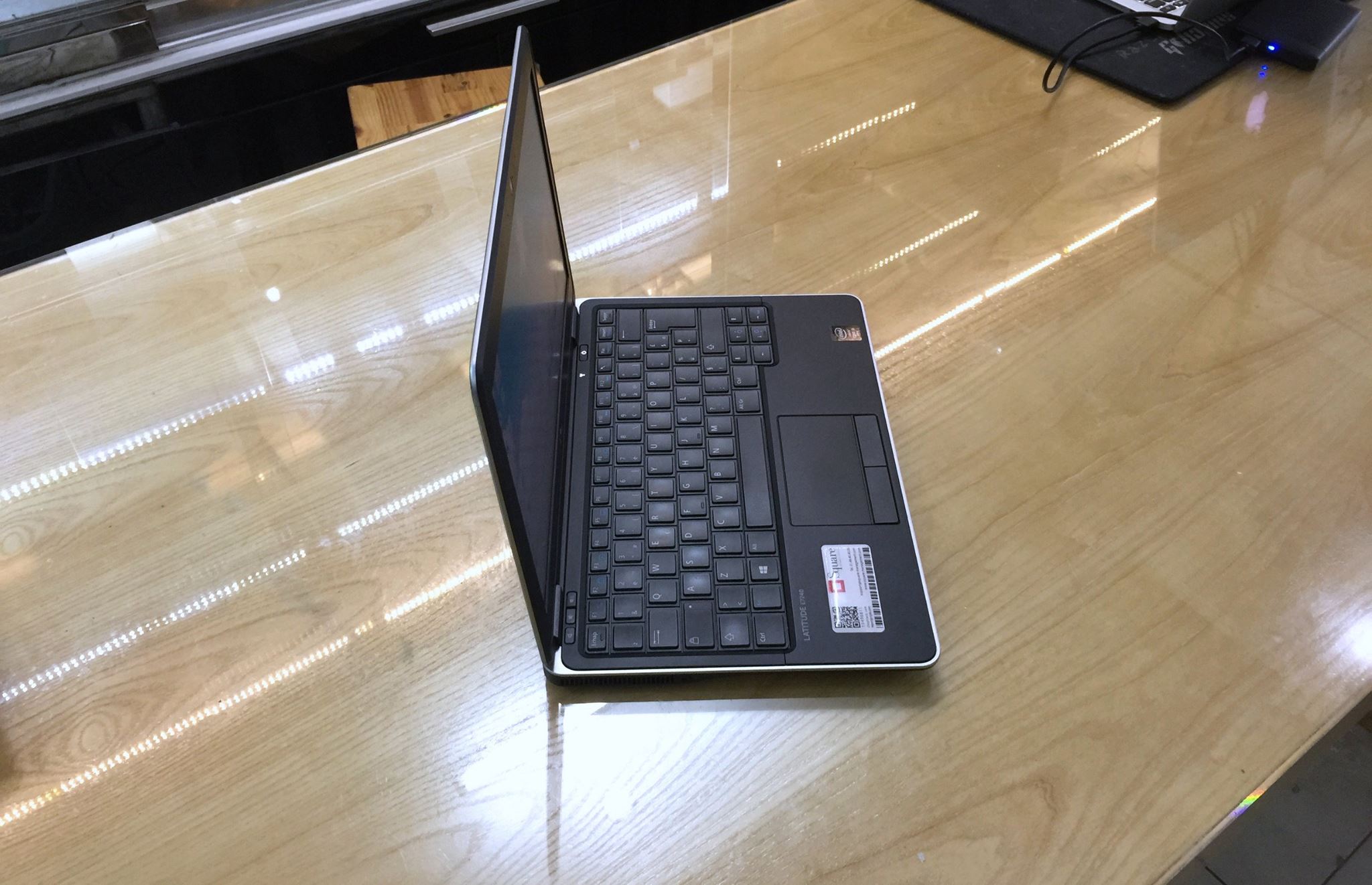 Laptop Dell Latitude E7240 UltraBook core i5 -5.jpg